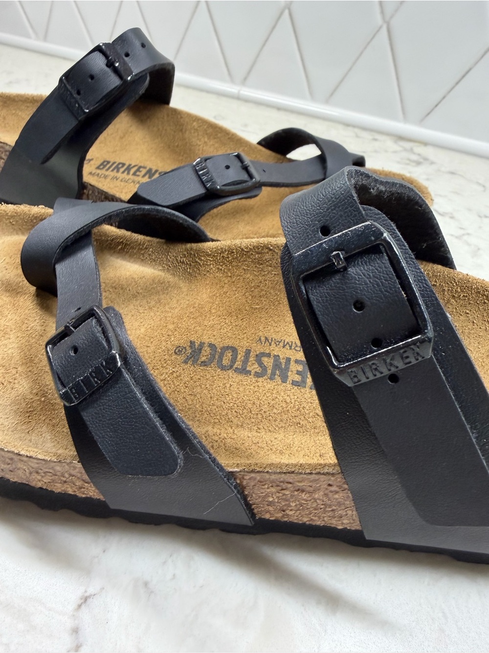 Birkenstock Women’s  Mayari Birko-Flor Black Size 8.5 - Picture 2 of 6